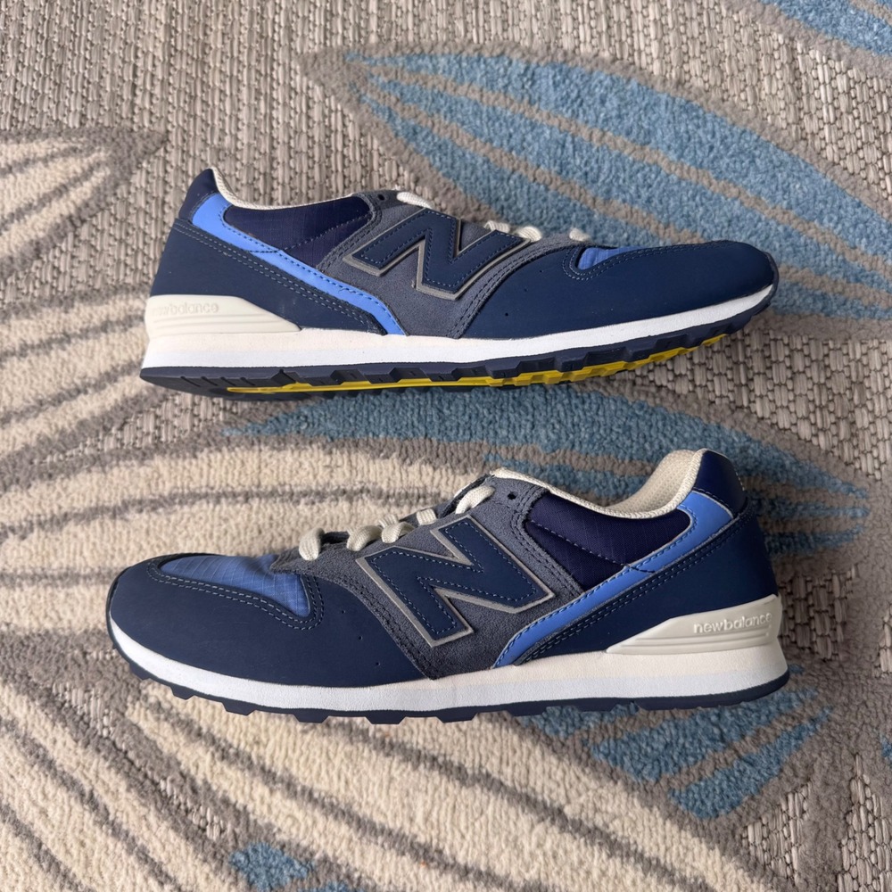 New‎ Balance Figs 996 Women's Sneakers Size 10 Navy Blue